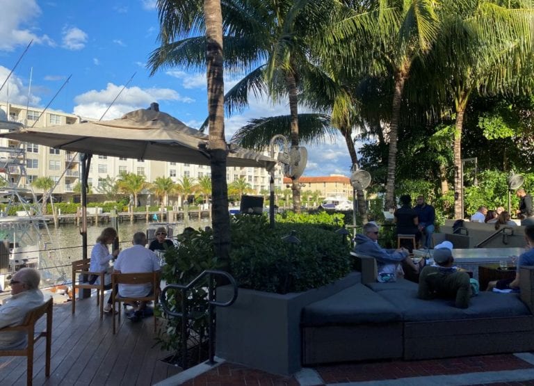 5 Best Waterfront Restaurants in Miami Dade / Broward county